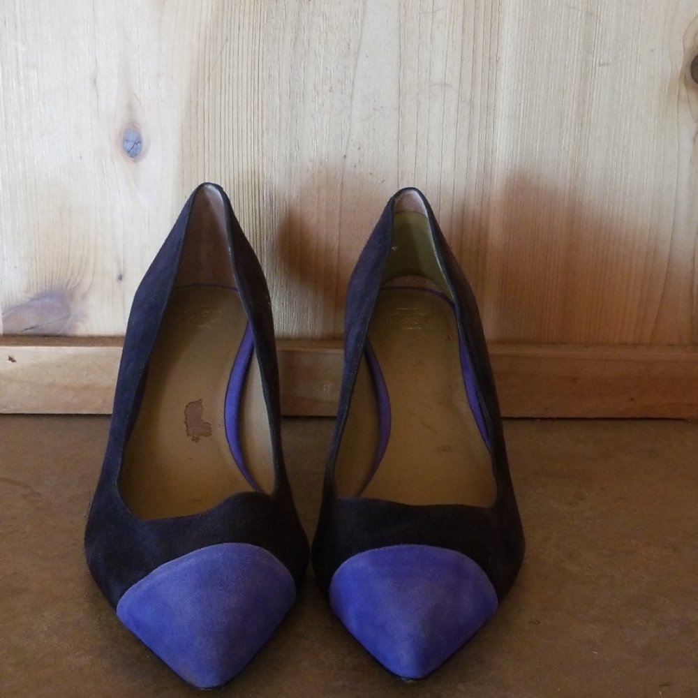 Ann Taylor blue two toned suede heels size 9